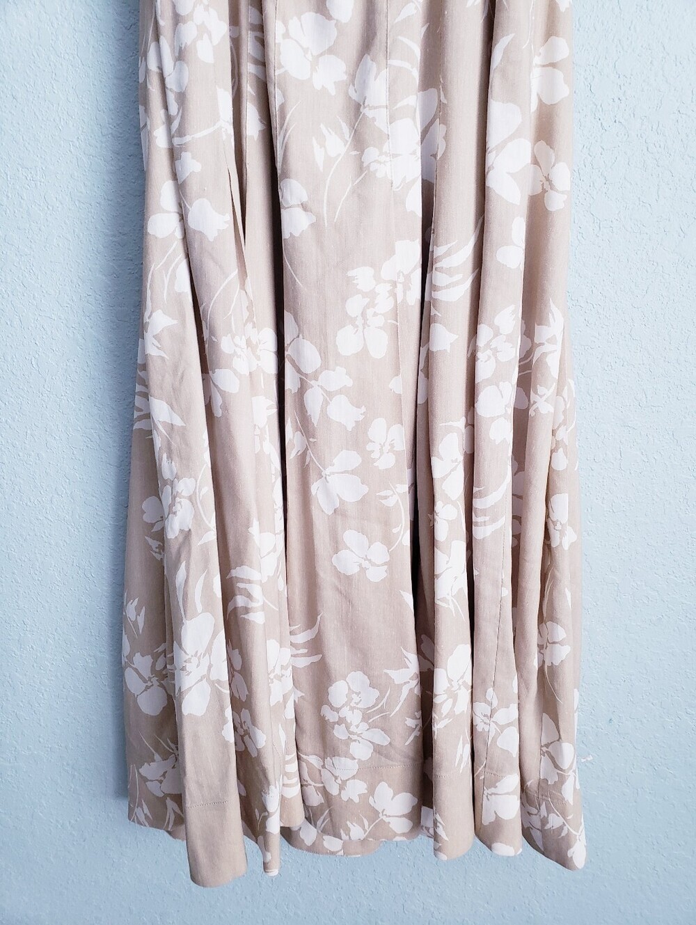 Veronica Beard Amalia Khaki & White Floral Cotton Blend Halter Dress - Picture 3 of 10
